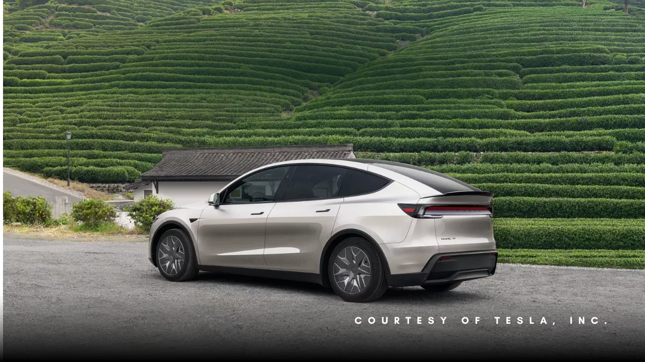 Tesla_green_nature.webp