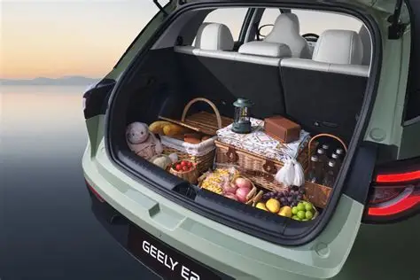 geely_tailgate.webp